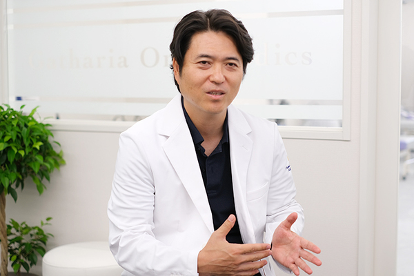 浅野尚文院長 深川ギャザリア整形外科2
