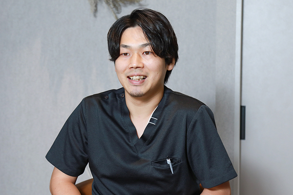 坂野文彦院長 CLINICNo7名古屋伏見2
