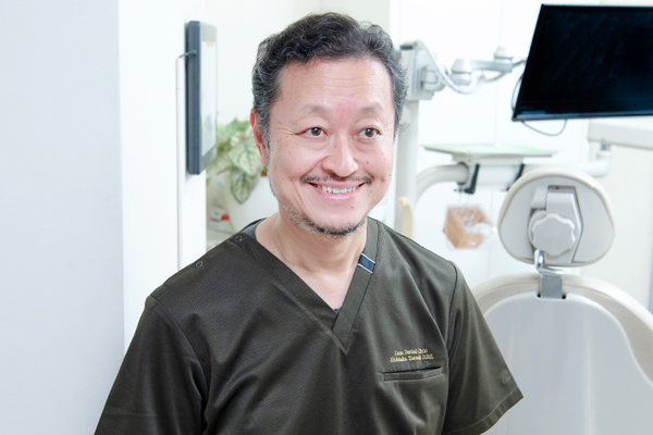 山田英貴院長 ルカ歯科医院2