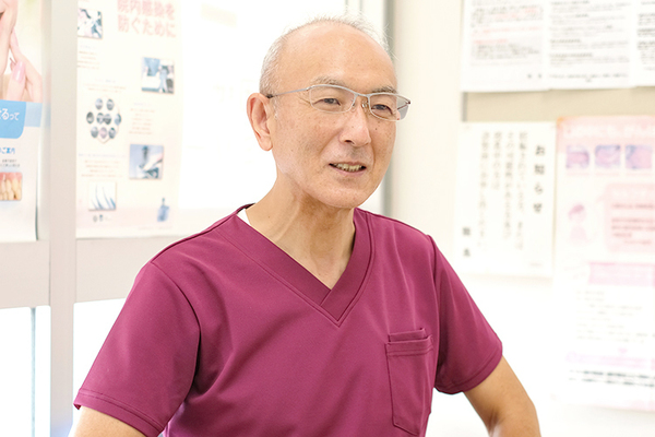 山崎俊義院長 善行団地ファミリー歯科2