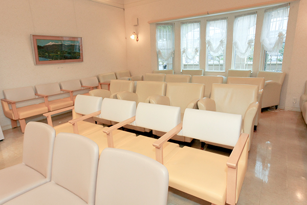 佐藤孝之院長、佐藤良子副院長 佐藤内科2