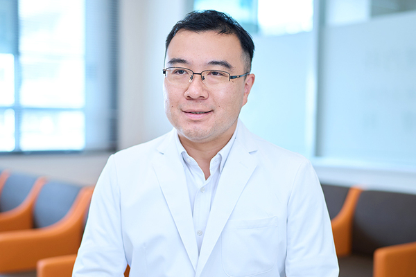 松野高久院長 新羽駅前松野医院　内視鏡・内科・皮膚科2