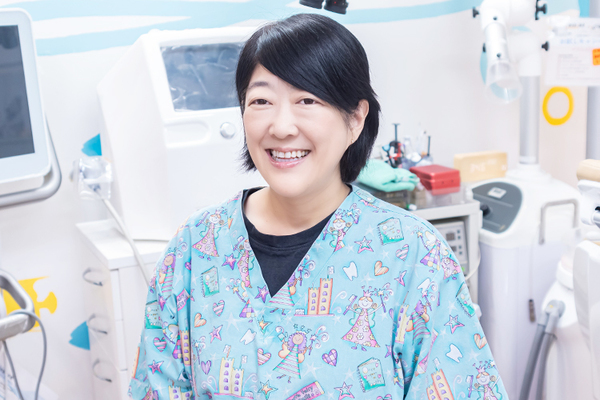 伊藤織恵院長、伊藤誠副院長 こどもの歯科2