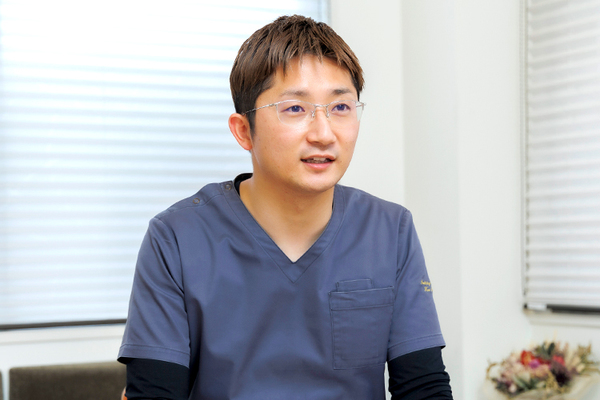 杉山健理事長 杉山歯科医院2