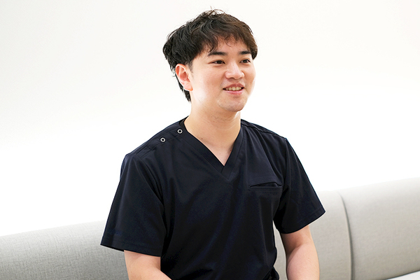 宮城島弘貴院長 関内パレス歯科 dental＆oral surgery2