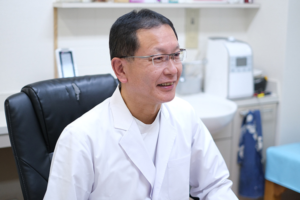 山崎雅之理事長 山崎診療所2