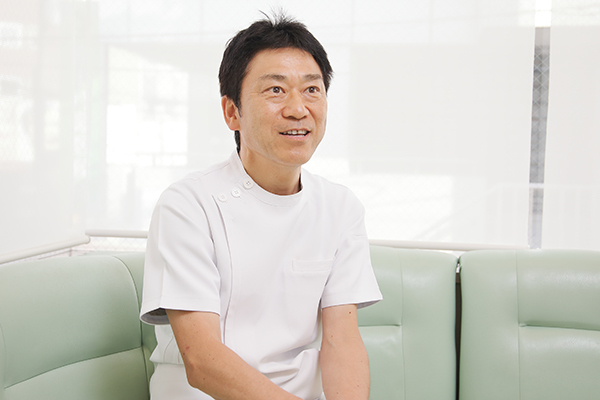高田秀秋院長 高田歯科医院2