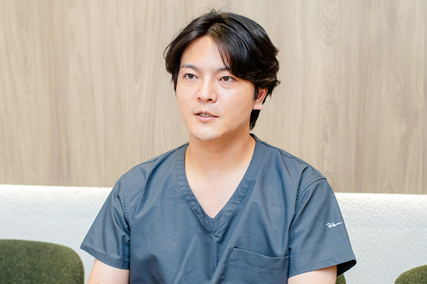 中山勝矢院長 京都河原町スマイルデザイン歯科・矯正歯科2