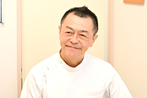 神保芳之院長 神保矯正歯科2