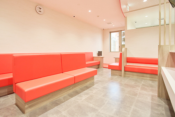 佐伯優子院長 さえき耳鼻咽喉科 分院2