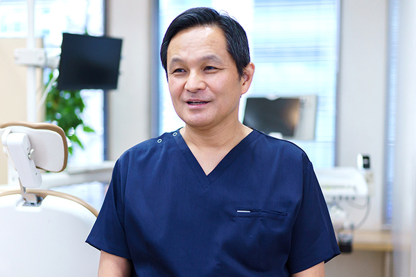 佐藤仁理事長 八重洲中央歯科2