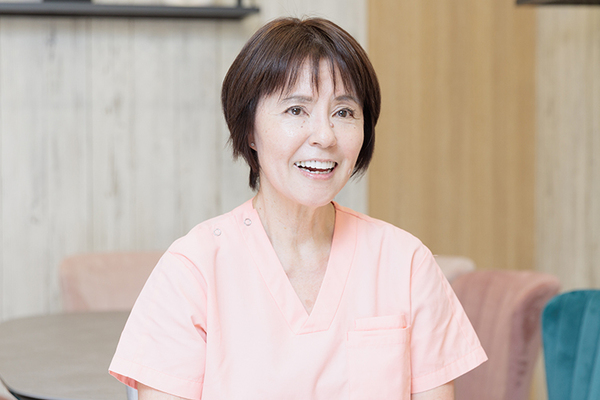 小見山育代院長 浅川歯科2