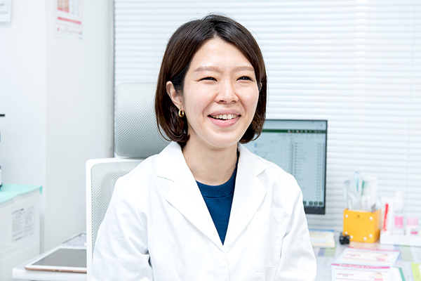 蒲澤美代子院長 北参道駅前ひふ科2