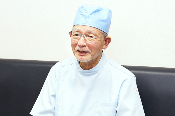 山口宏也院長 ひろ・やまクリニック2