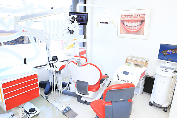 東原健人院長、東原雅人先生 医療法人 とうはら歯科医院2