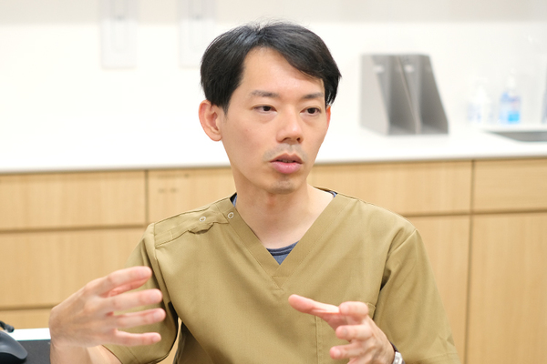 長崎宏則院長 うえの台いたみと内科のクリニック2