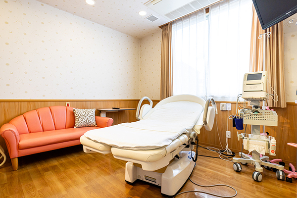 坂口英樹理事長 あいレディースクリニック2