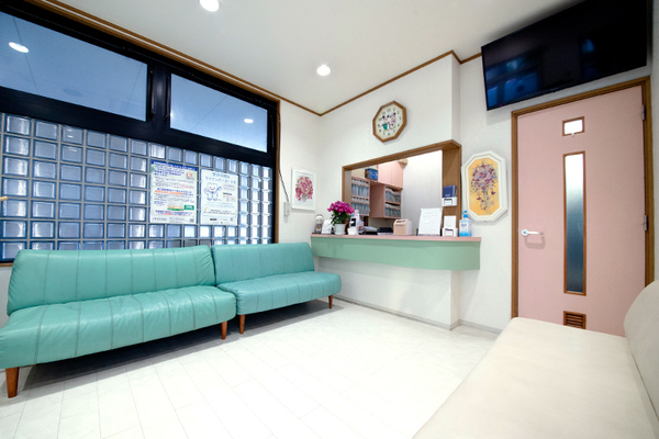 本橋三男院長、本橋侑也先生、本橋拓樹先生 本橋歯科医院2