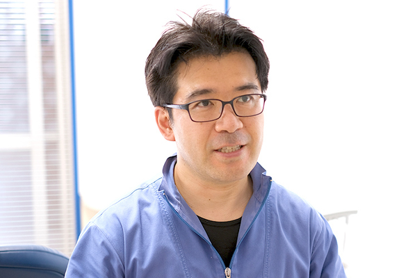 酒井隆史院長 鶴瀬さかい歯科クリニック2