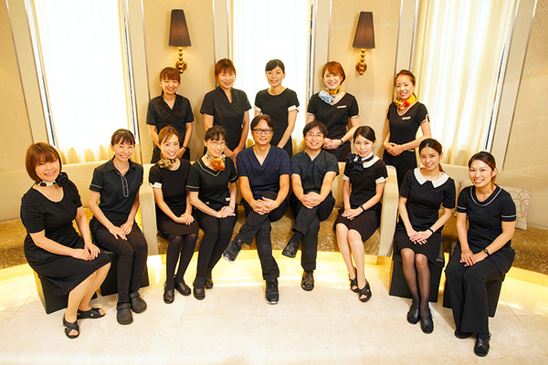 昌山孝理事長、藤田敬一郎先生、中井光義先生 タカシ歯科クリニック2