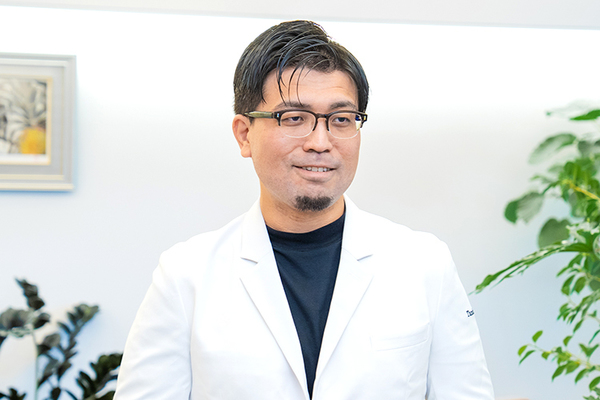 田中滋也院長、田中秀明副院長 田中脳神経外科・頭痛クリニック2