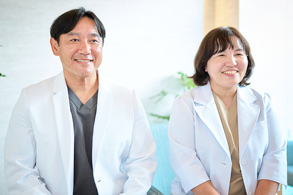 里吉哲太院長、里吉雅恵副院長 湘南フォーシーズンズクリニック2