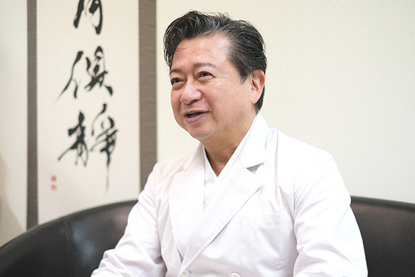 安藤正之院長 安藤歯科クリニック2