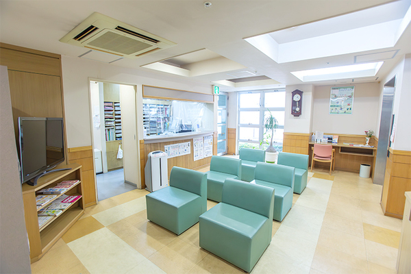 東泰志理事長、愛甲孝先生 とそ総合クリニック2