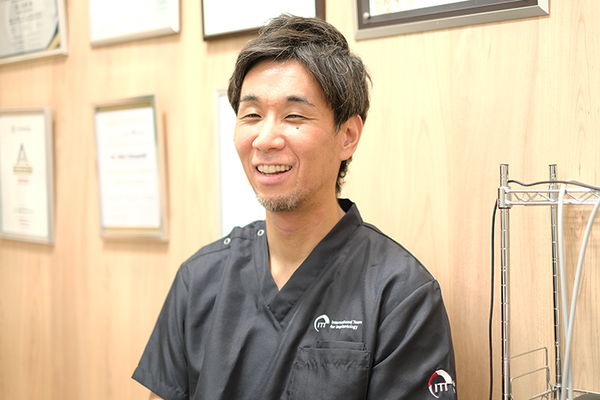 小林伸理事長 大崎オーバルコート歯科・矯正歯科室2
