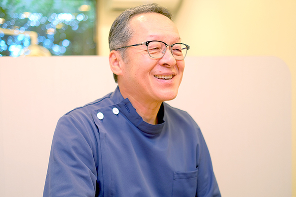 八百板正志院長 八百板矯正歯科2