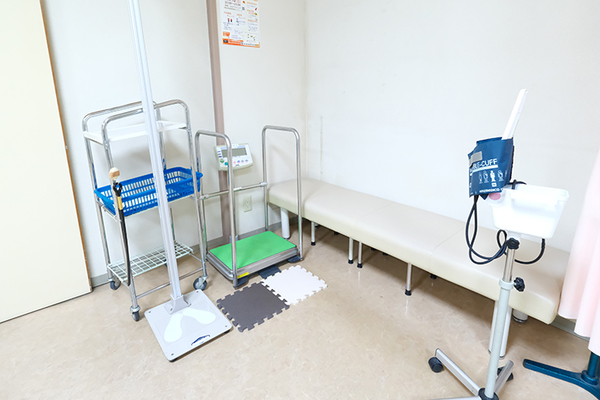 福田貴与子院長 小山クリニック2