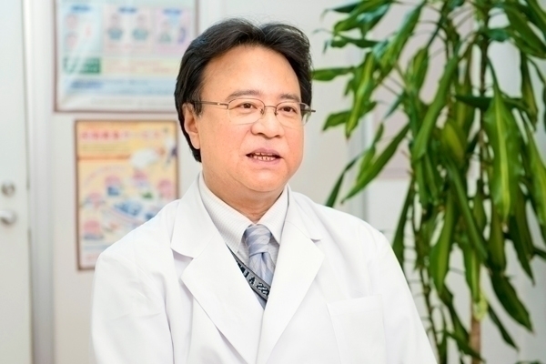 實重真吾院長 上落合 真クリニック2