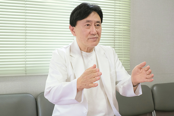 辻良一院長 辻医院 内科・循環器科2