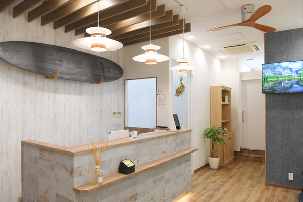 宮本真由院長、三野未來院長 池袋歯科・矯正歯科2