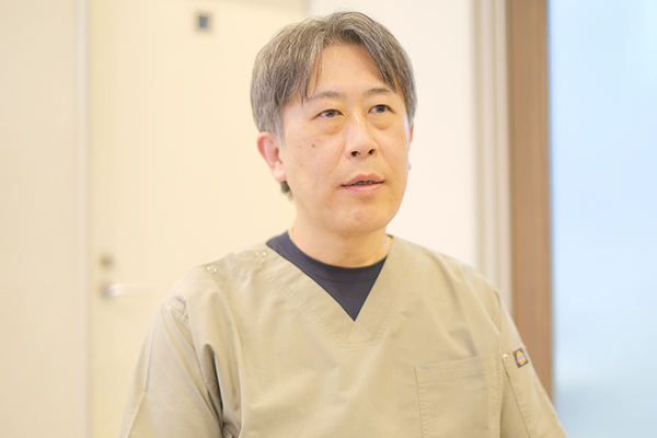 内原達仁院長 内原歯科2