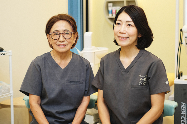 石井コズエ院長、窪野美乃先生 石井こどもの歯科2