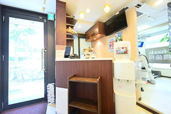 高橋潤一院長 汐留高橋歯科医院2