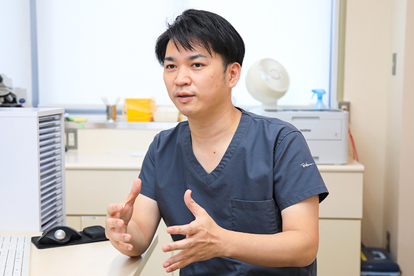 溝上雅也院長 知立南クリニック2