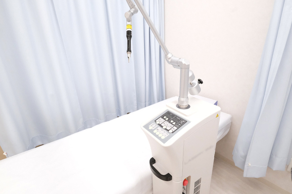 林ちさ院長 ちさ皮フ科クリニック2