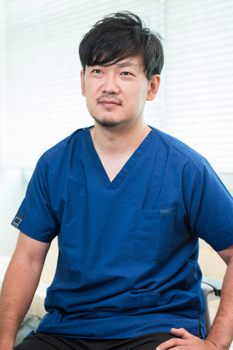 小泉儀明院長、阿部友里子副院長 こいずみ矯正歯科クリニック2