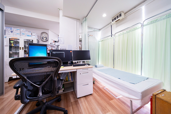 村岡光久院長 村岡クリニック2