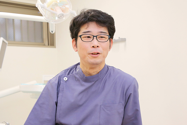 瀧本智朗理事長 とも歯科医院2