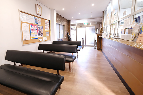 粟根雅章院長 澤外科2