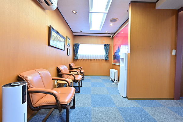 林聡一院長 稲葉歯科神田医院2