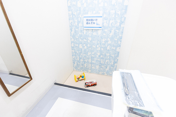 岡本崇彦院長 おかもと歯科こども歯科クリニック2