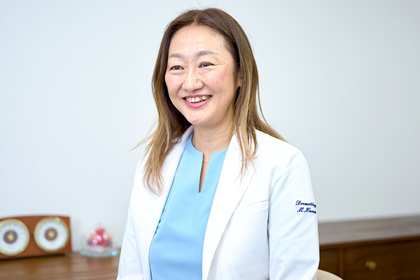 花田美穂院長 六浦皮ふ科2