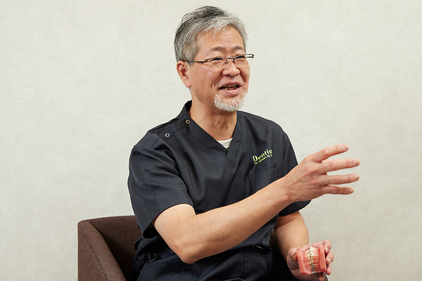 杉山靖史院長 ワイズデンタルオフィス2