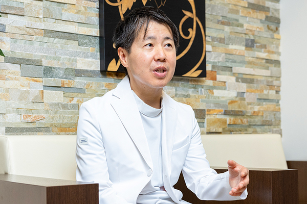 立山哲也院長 オーキッド代官山クリニック2