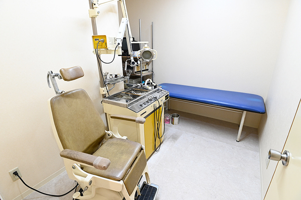 梅村百代院長、梅村宜弘先生 漢一診療所2