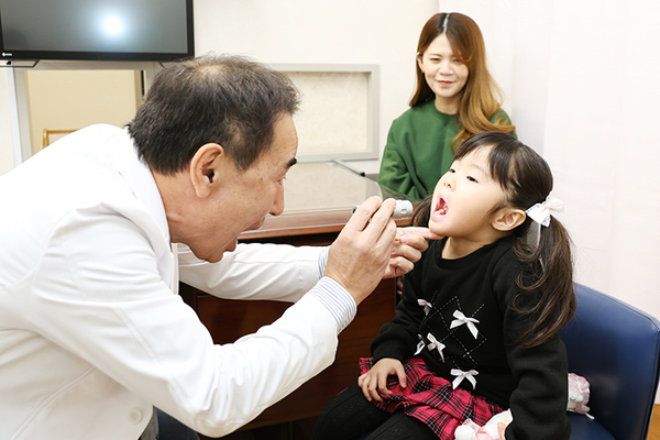 岩崎哲巳院長 いわさき小児科内科医院2